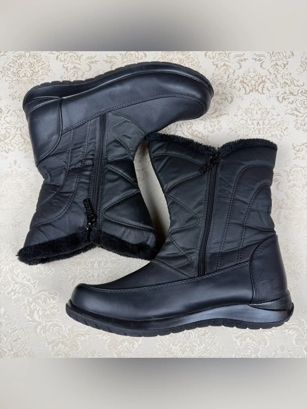 totes Black Faux-Fur Zip Winter Boots